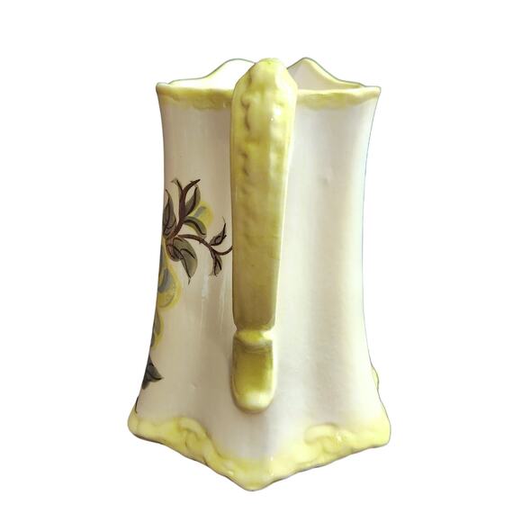 Buttermilk Floral Pitcher 7 1/2" Cream Yellowish Vintage Cash Family Pottery - Picture 4 of 7